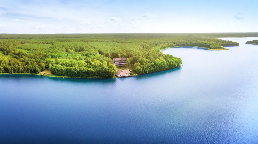 PARADIESISCH AM SEE